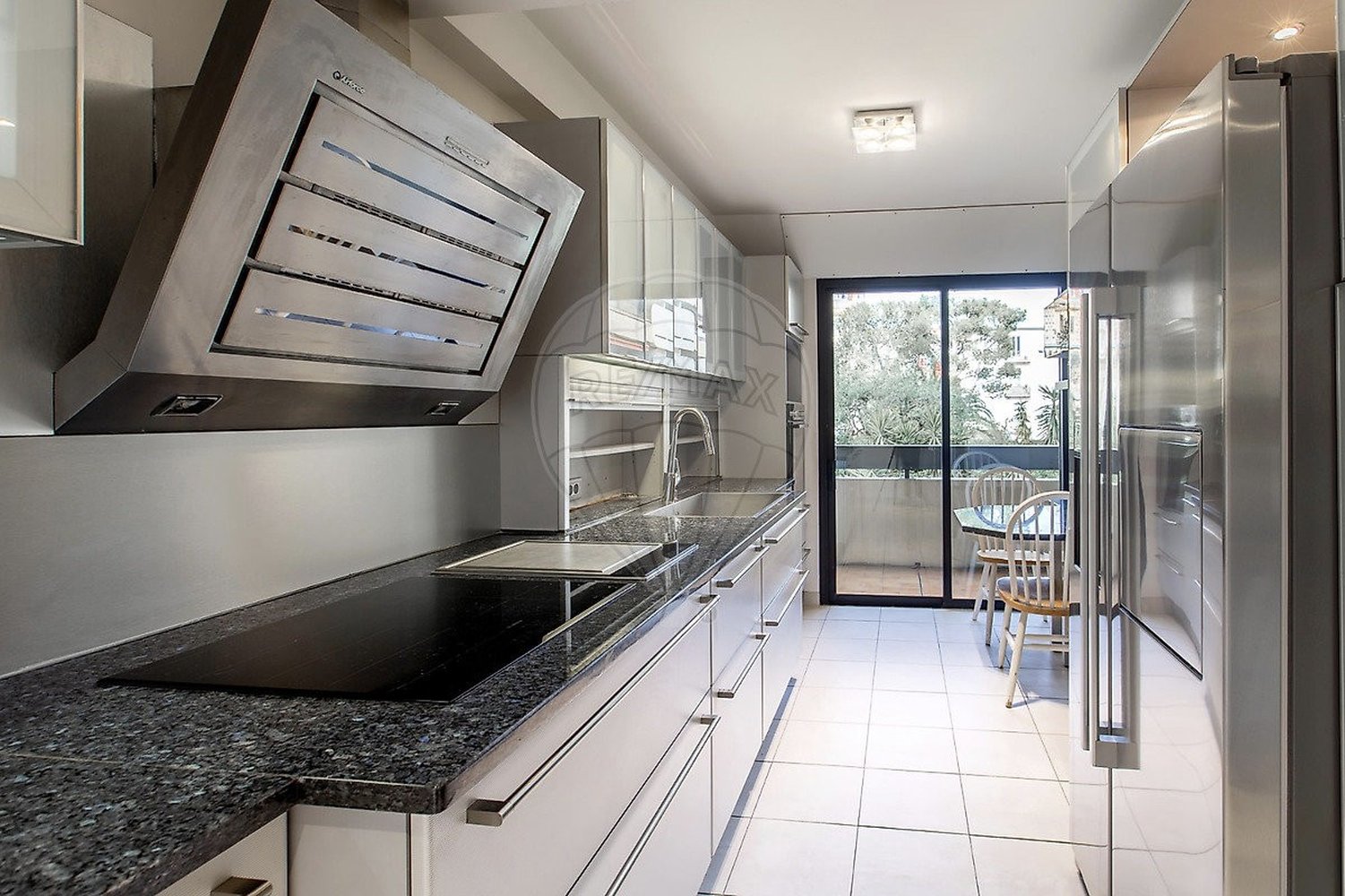 Property photo in Carre d'Or