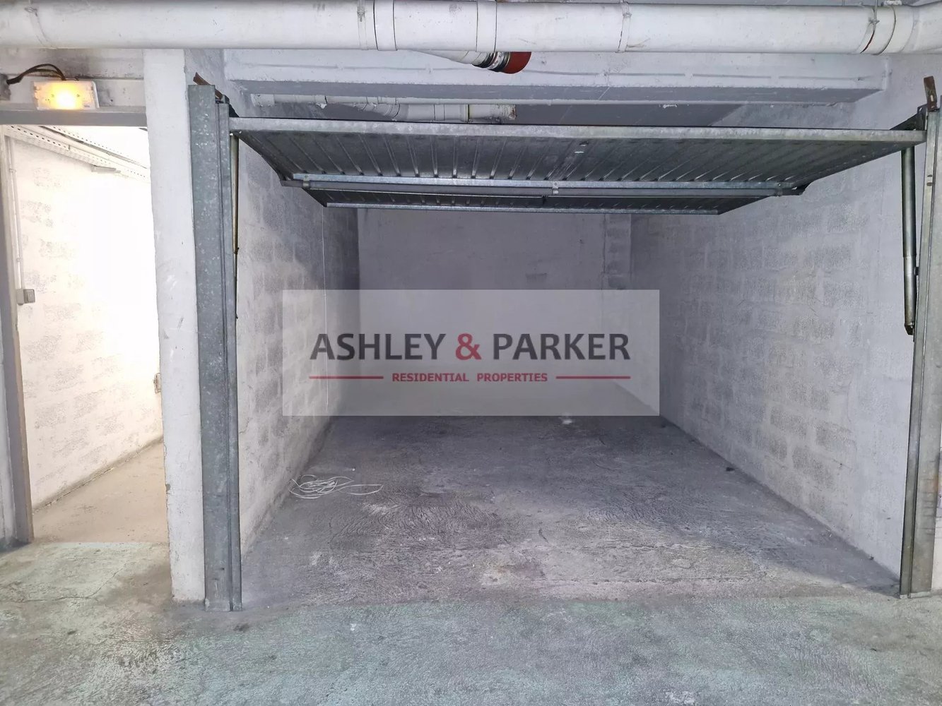 Property photo in Carre d'Or