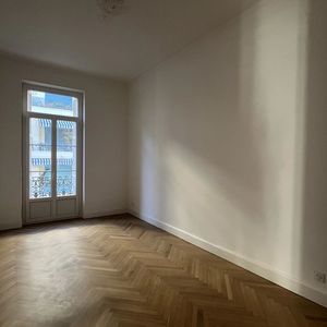 Property in Carre d'Or