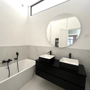 Property in Carre d'Or