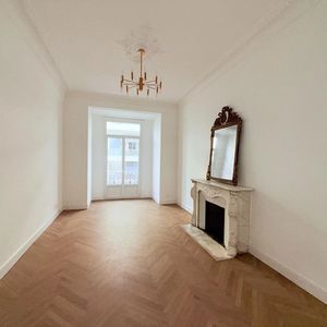 Property in Carre d'Or