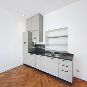 Property in Carre d'Or