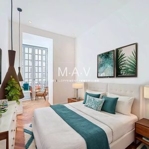 Property in Carre d'Or