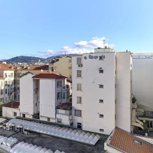 Property in Carre d'Or