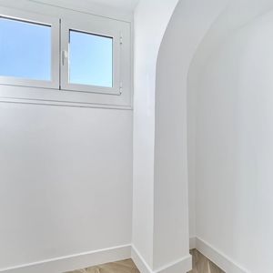 Property in Carre d'Or