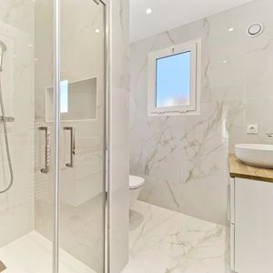 Property in Carre d'Or