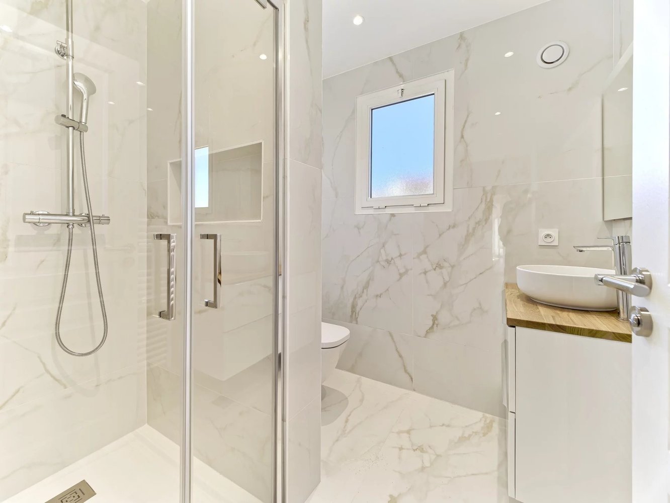 Property photo in Carre d'Or