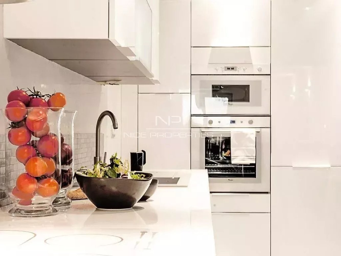 Property photo in Carre d'Or