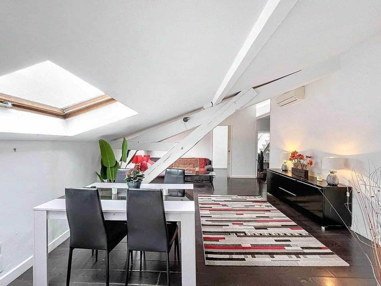 Property photo in Carre d'Or