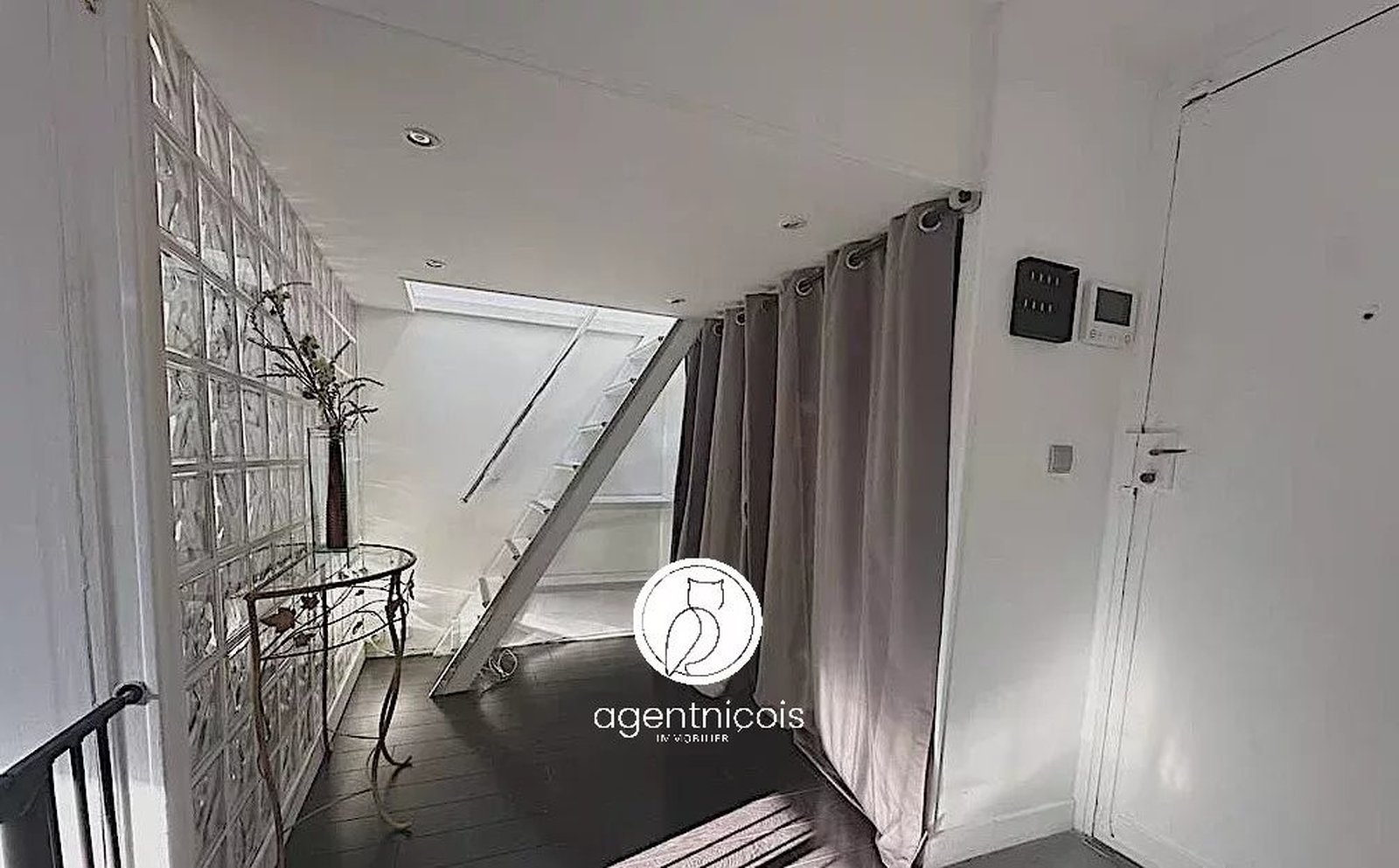 Property photo in Carre d'Or