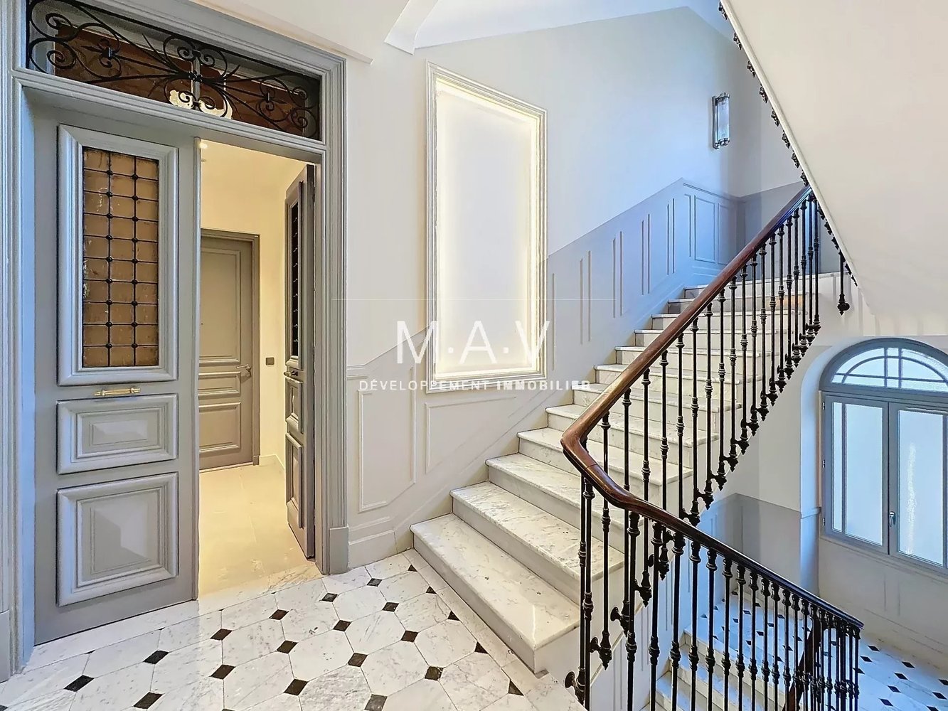 Property photo in Carre d'Or