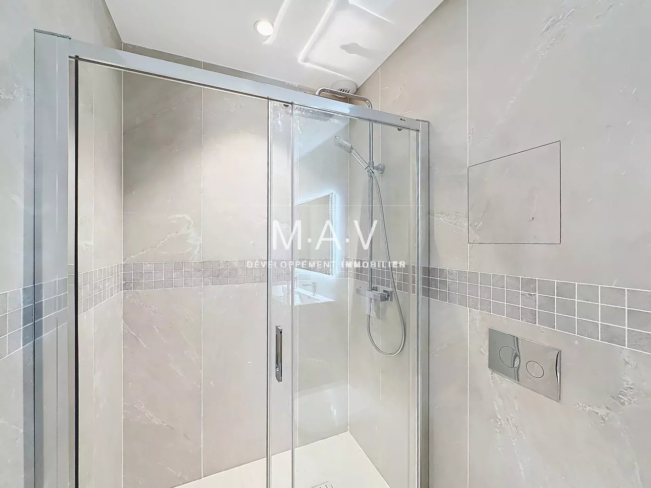 Property photo in Carre d'Or