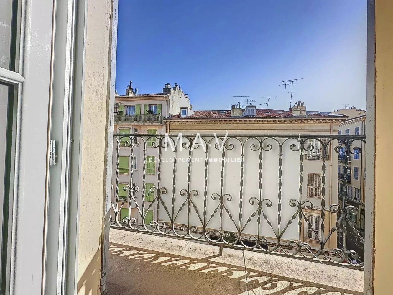 Property photo in Carre d'Or