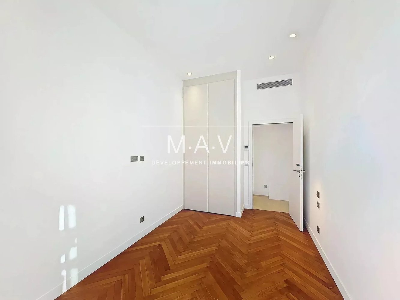 Property photo in Carre d'Or