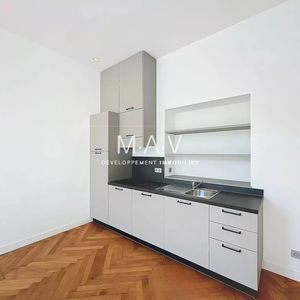 Property in Carre d'Or