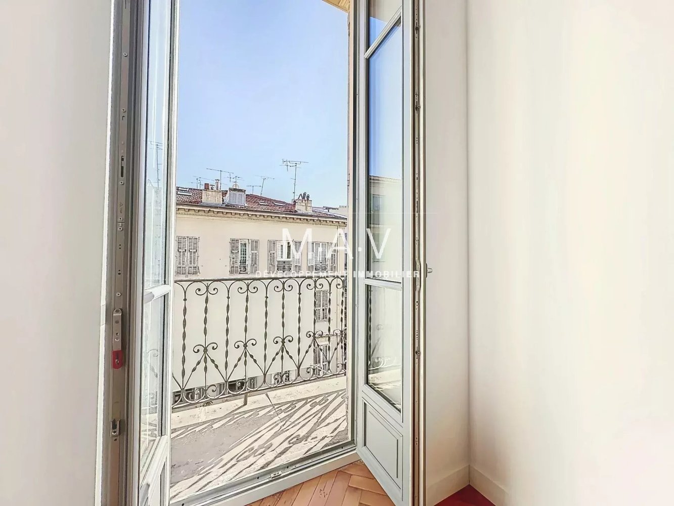 Property photo in Carre d'Or