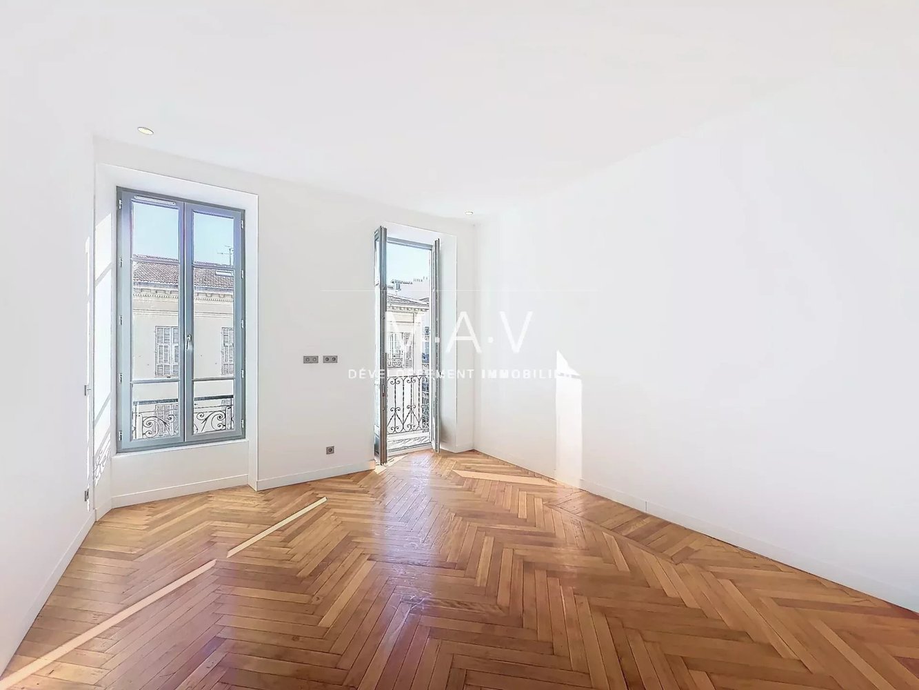 Property photo in Carre d'Or