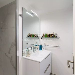 Property in Carre d'Or