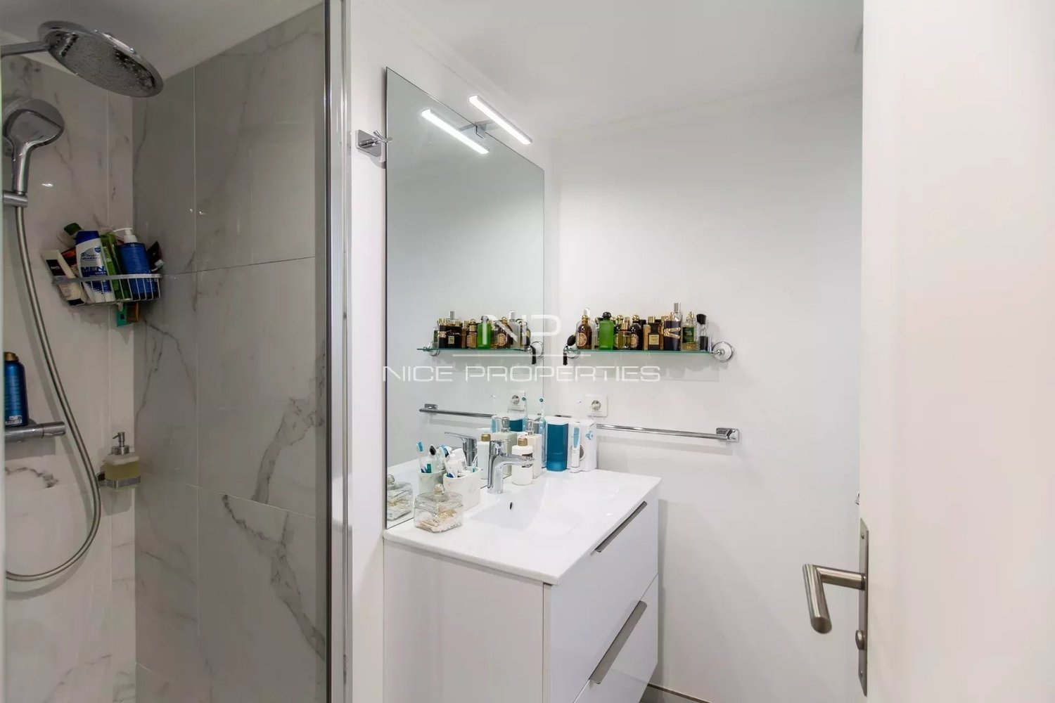 Property photo in Carre d'Or