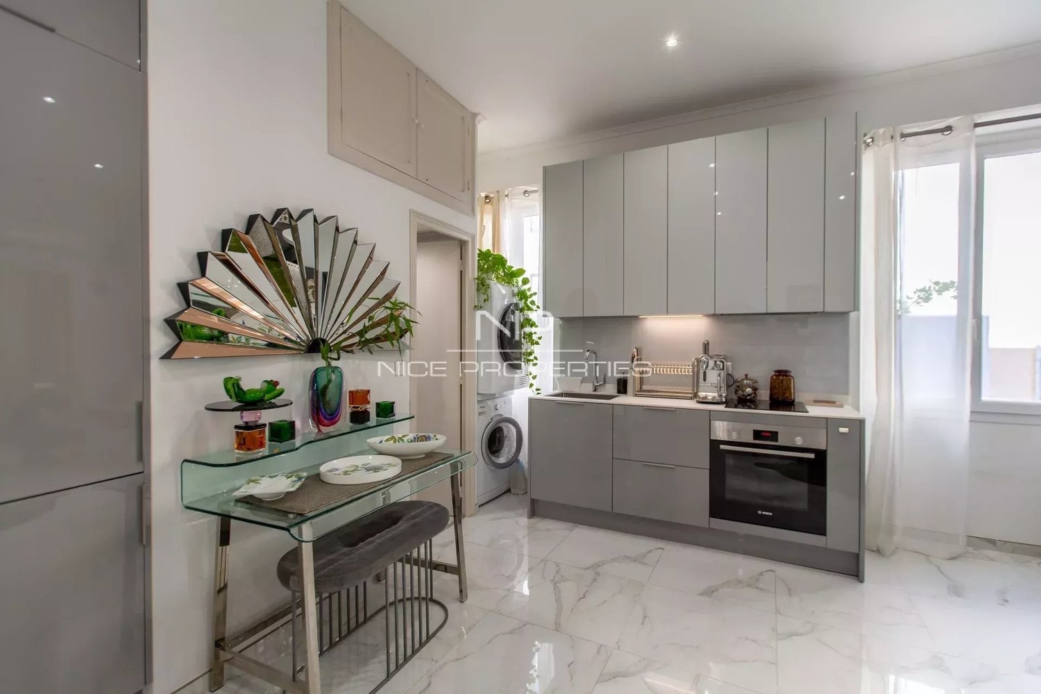 Property photo in Carre d'Or