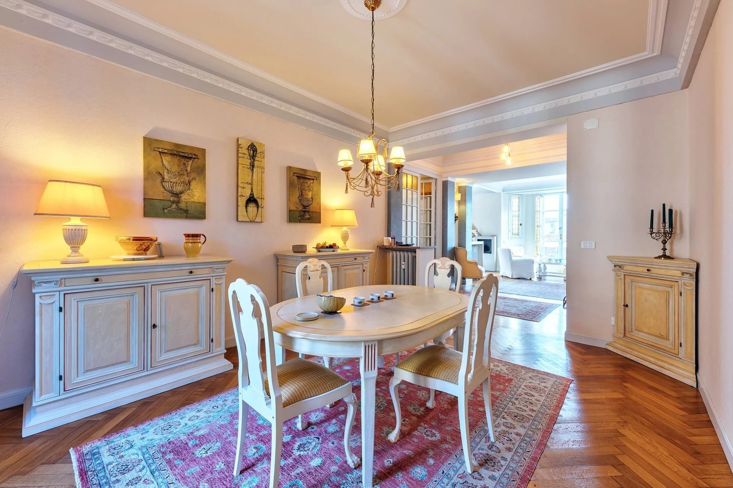 Property photo in Carre d'Or