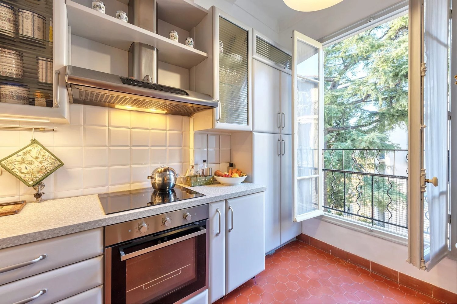 Property photo in Carre d'Or