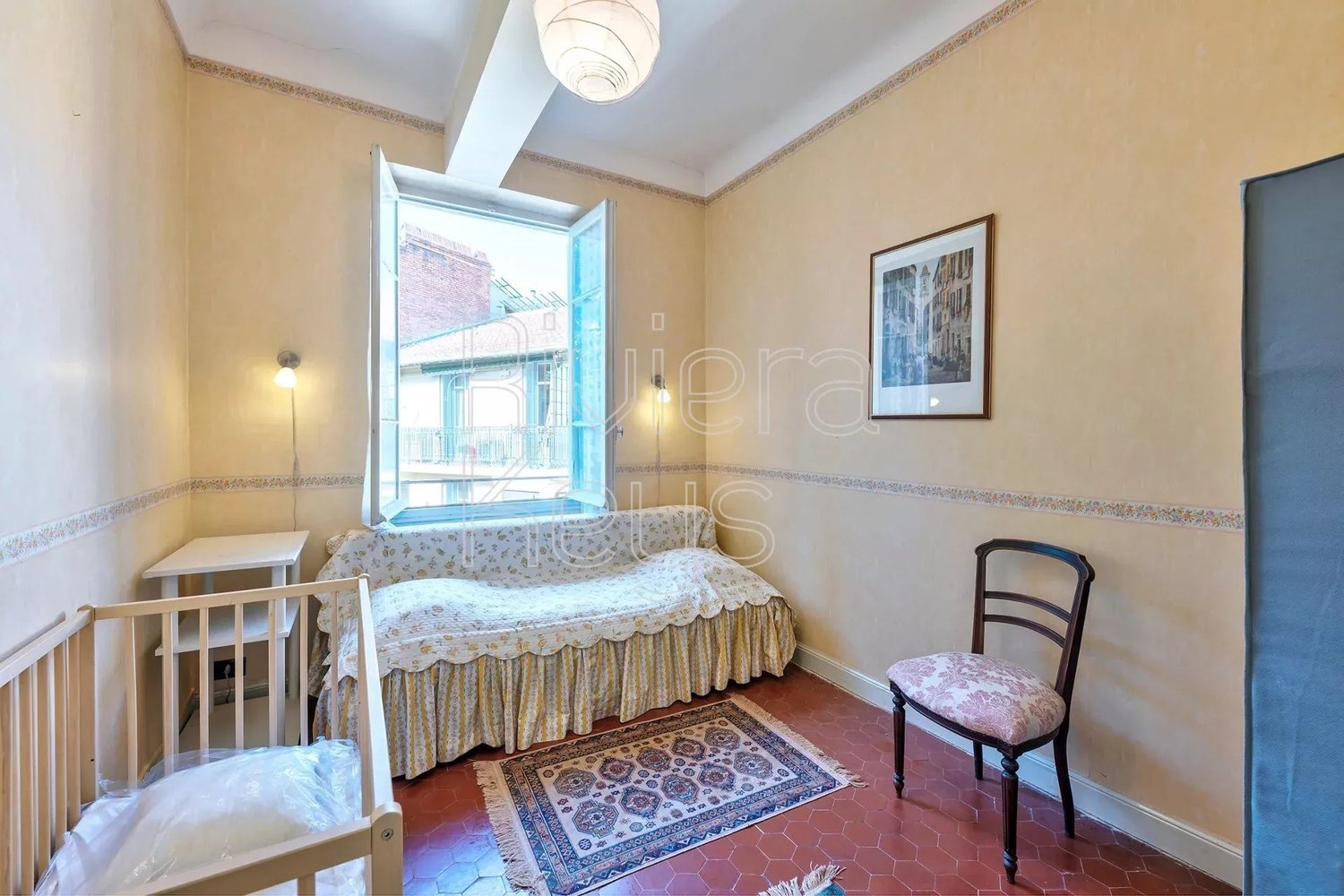 Property photo in Carre d'Or