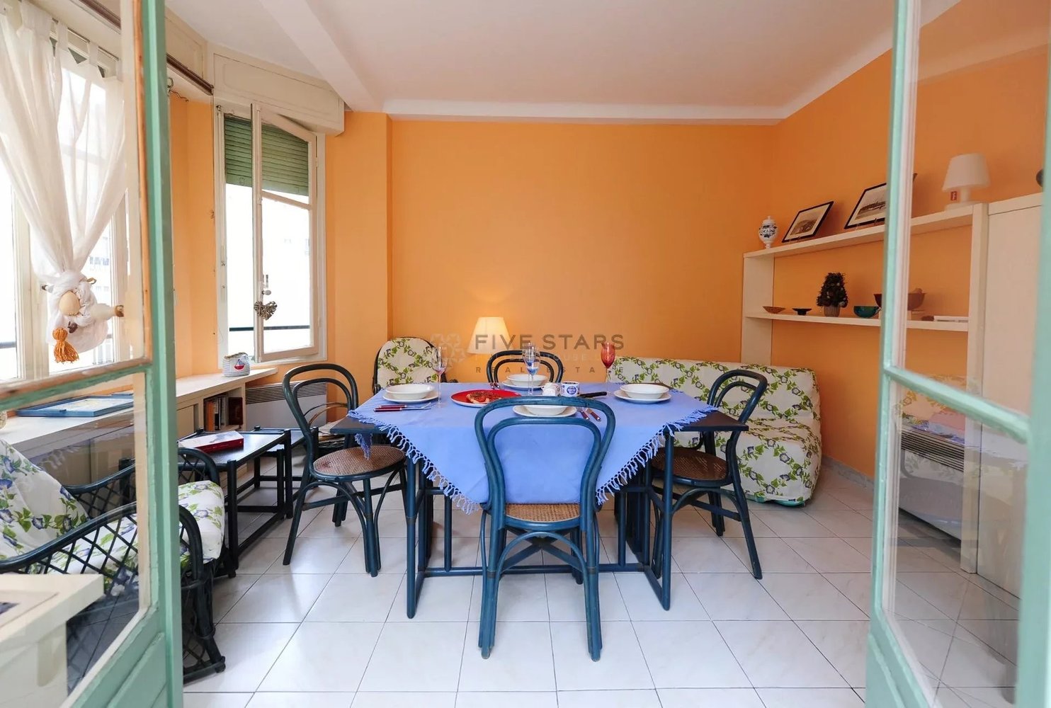Property photo in Carre d'Or