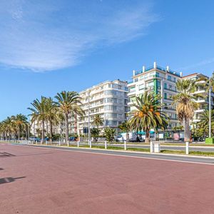 Property in Carre d'Or