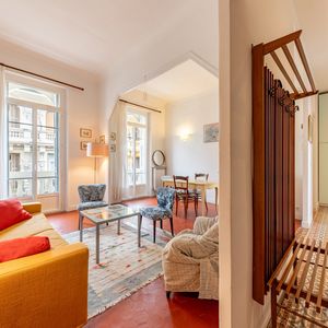 Property in Carre d'Or