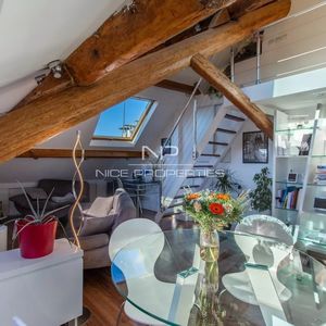 Property in Carre d'Or