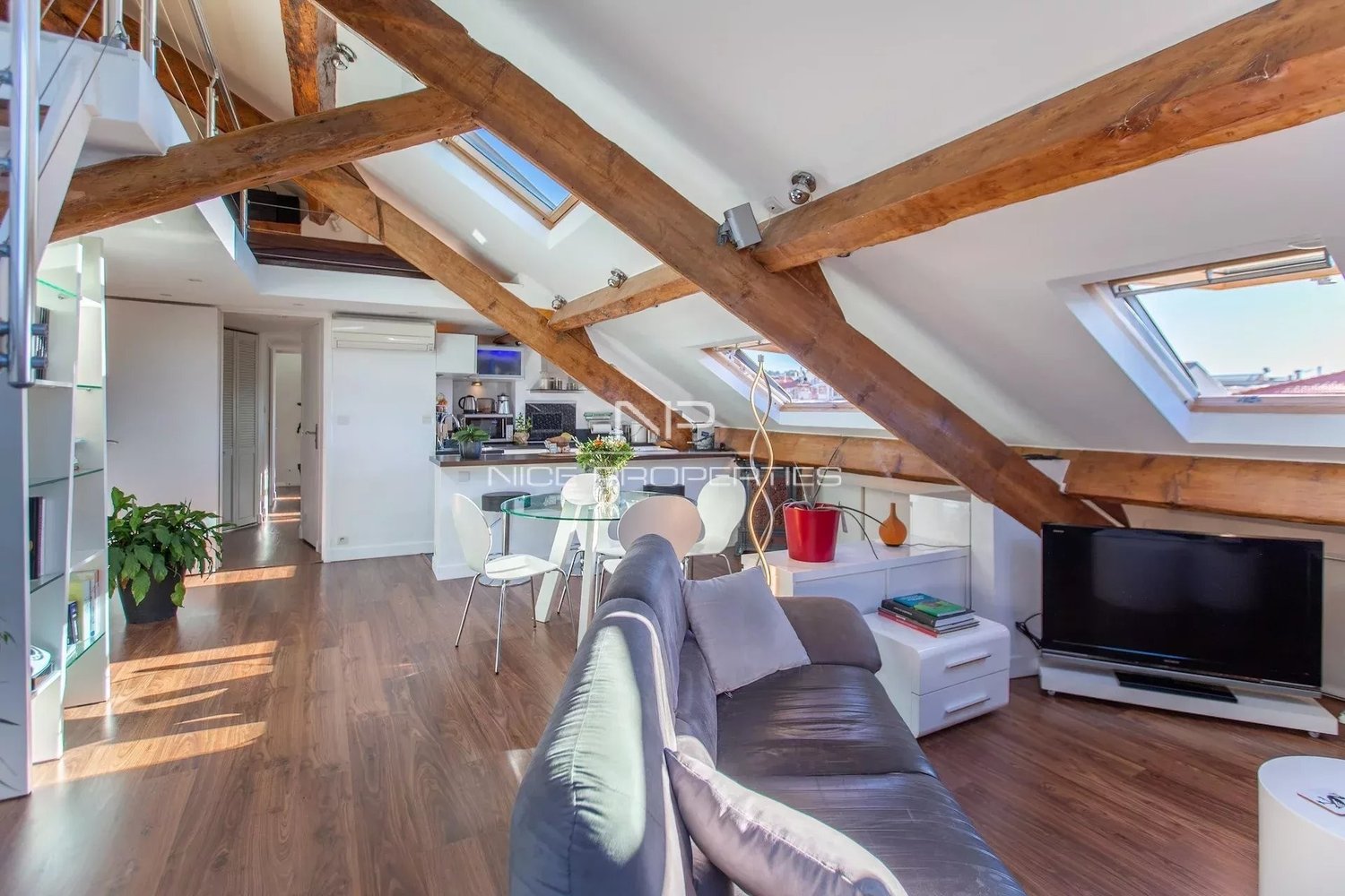 Property photo in Carre d'Or