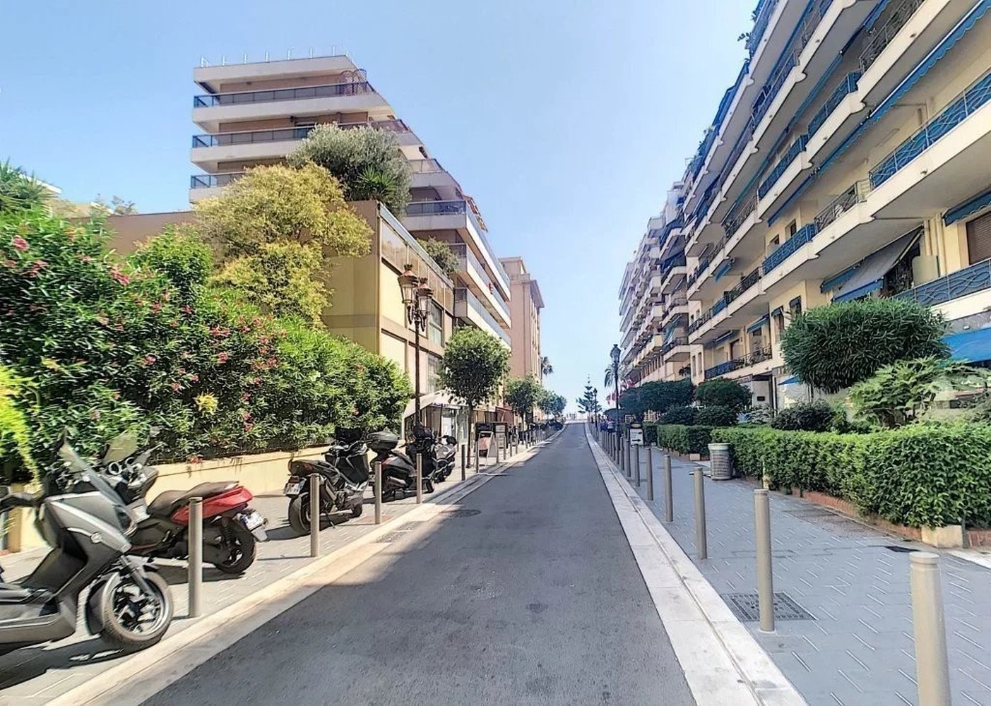 Property photo in Carre d'Or