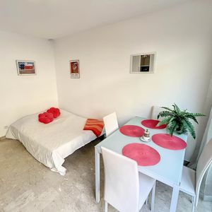 Property in Carre d'Or