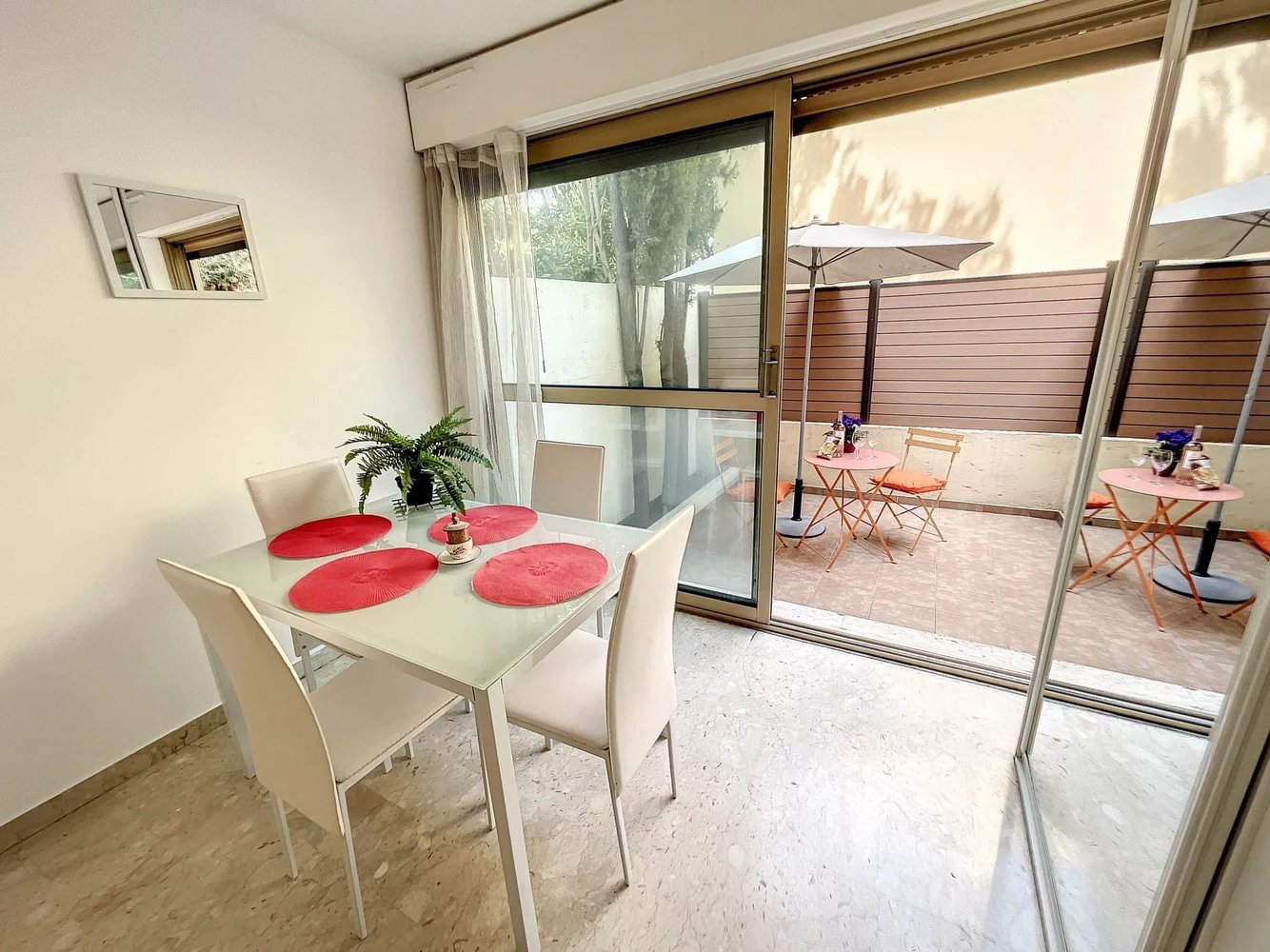 Property photo in Carre d'Or