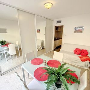 Property in Carre d'Or