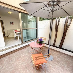 Property in Carre d'Or