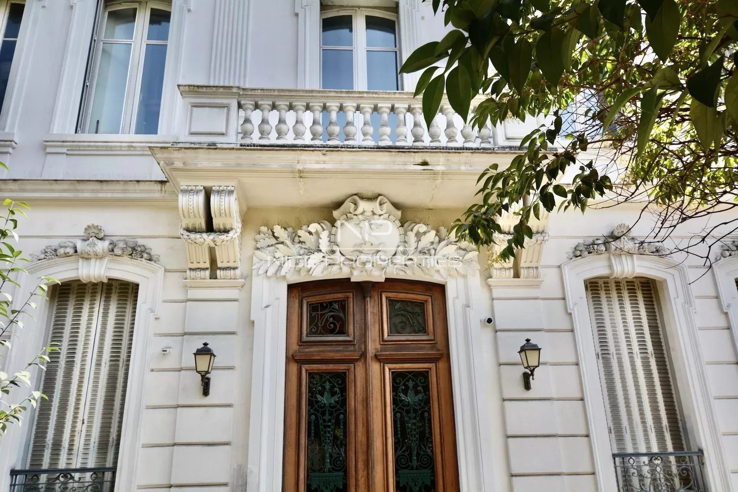 Property photo in Carre d'Or