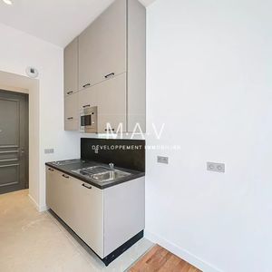 Property in Carre d'Or