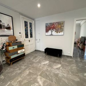 Property in Carre d'Or