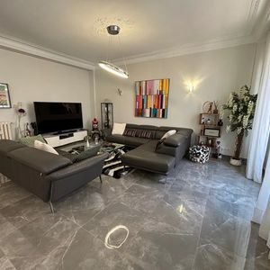 Property in Carre d'Or