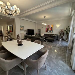 Property in Carre d'Or