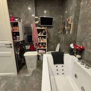 Property in Carre d'Or