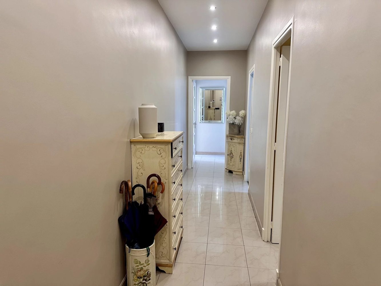 Property photo in Musicians Quarter