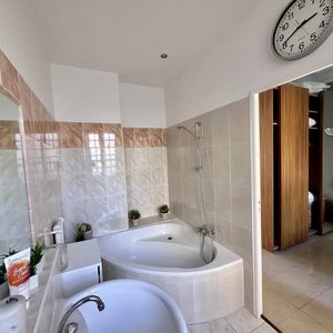 Property in Musicians Quarter