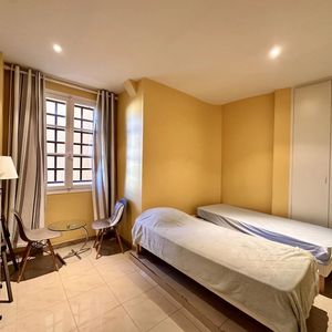 Property in Musicians Quarter