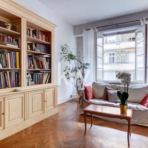 Property in Musicians Quarter