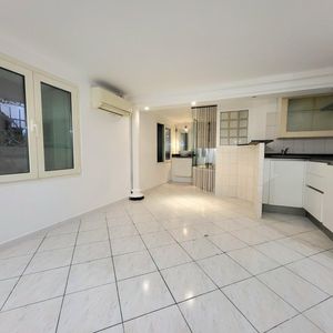 Property in Musicians Quarter