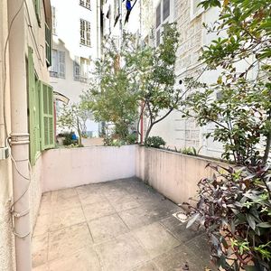 Property in Musicians Quarter