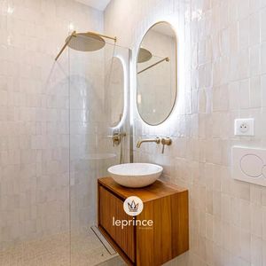 Property in Old Town